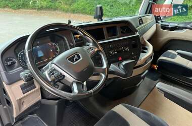 Контейнеровоз MAN TGX 2021 в 