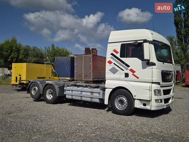 Контейнеровоз MAN TGX 2013 в 