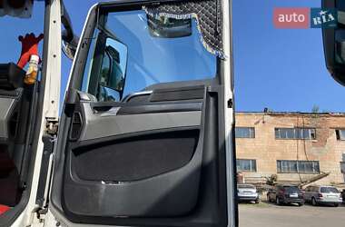 Тягач MAN TGX 2009 в 