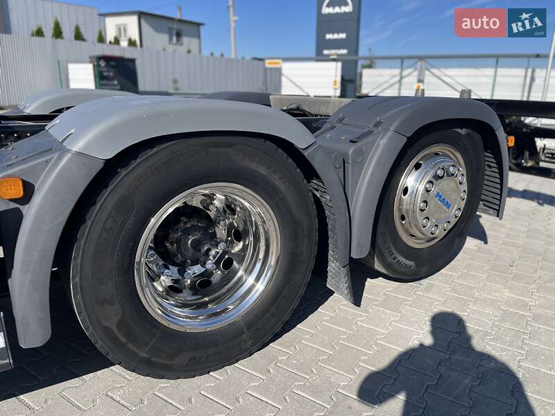 Контейнеровоз MAN TGX 2020 в Чернівцях фото 15 Контейнеровоз MAN TGX 2020 в Чернівцях
