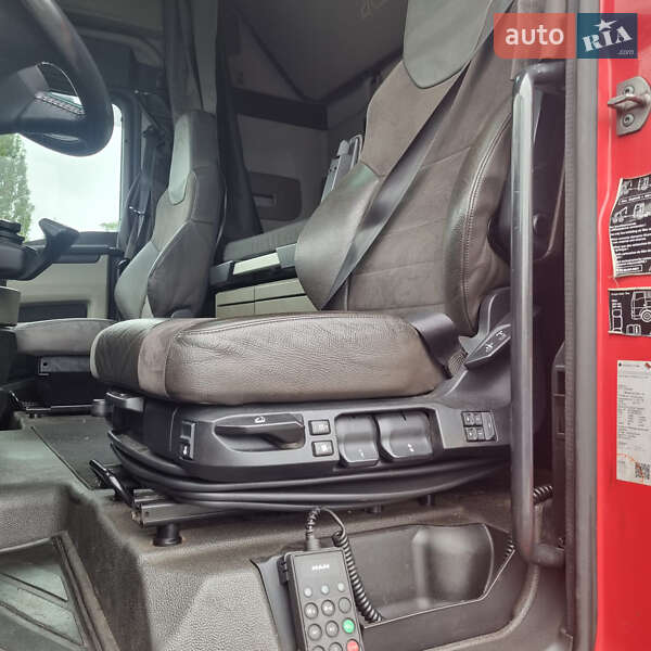 Контейнеровоз MAN TGX 2022 в Луцьку фото 6 Контейнеровоз MAN TGX 2022 в Луцьку