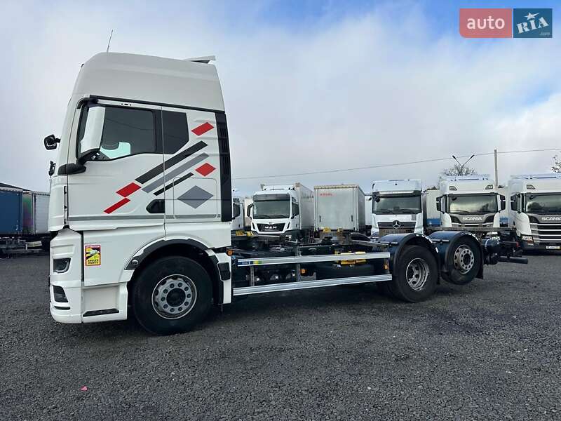 Контейнеровоз MAN TGX 2021 в Луцьку