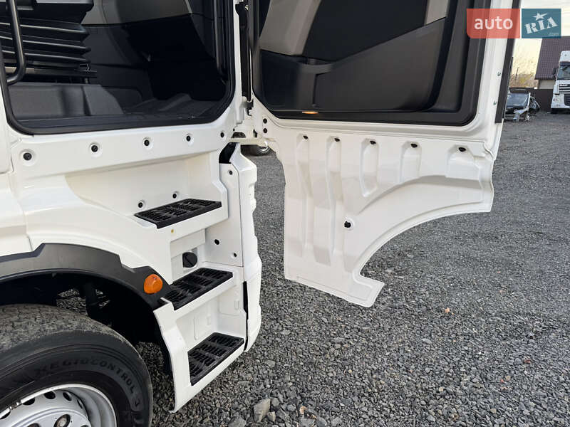 Контейнеровоз MAN TGX 2021 в Луцьку