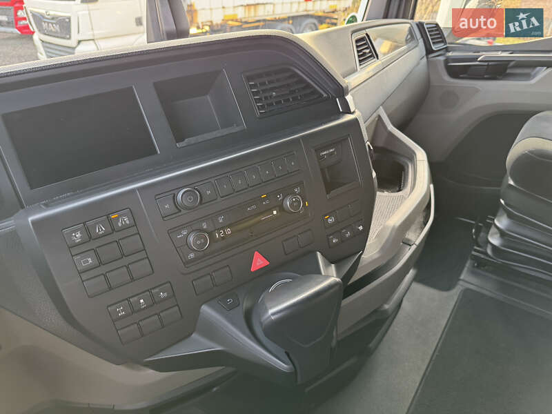 Контейнеровоз MAN TGX 2021 в Луцьку