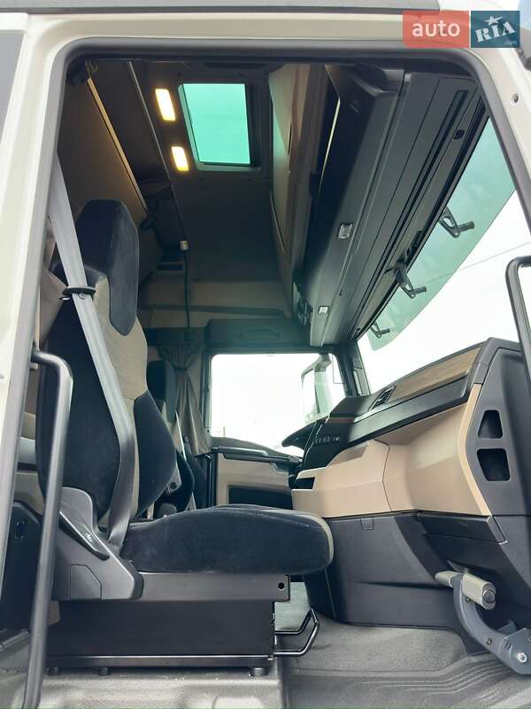 Контейнеровоз MAN TGX 2021 в Луцьку фото 17 Контейнеровоз MAN TGX 2021 в Луцьку