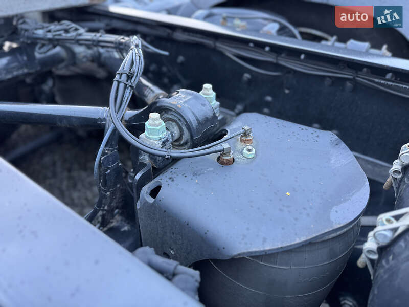 Контейнеровоз MAN TGX 2022 в Луцке