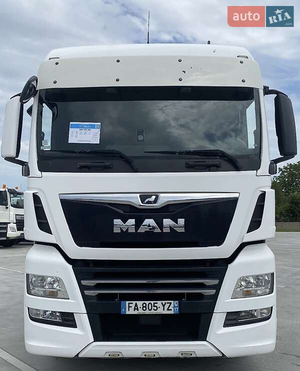 Тягач MAN TGX 2018 в Красном фото 7 Тягач MAN TGX 2018 в Красном