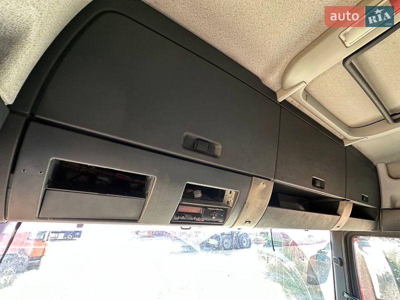 Контейнеровоз MAN TGX 2009 в Киеве