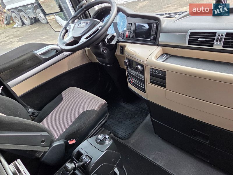 Контейнеровоз MAN TGX 2018 в Черновцах