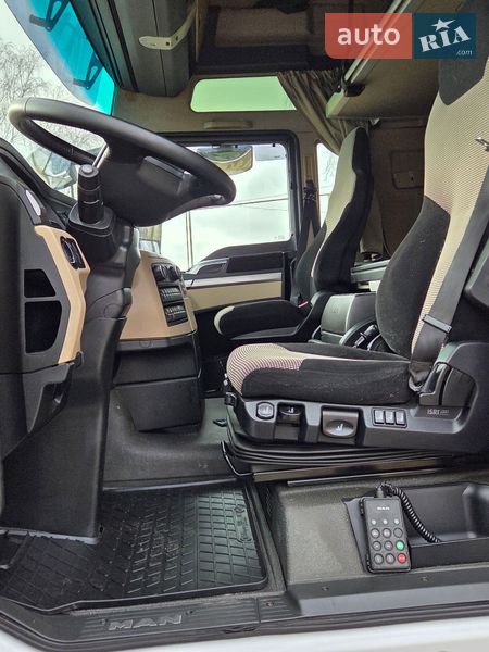 Контейнеровоз MAN TGX 2018 в Черновцах