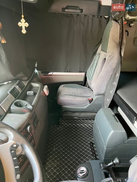 Контейнеровоз MAN TGX 2014 в Врадиевке