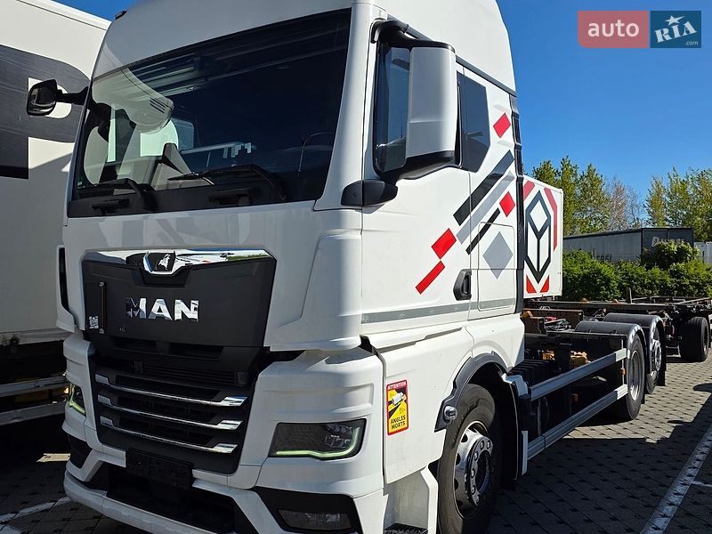 Контейнеровоз MAN TGX 2022 в Днепре