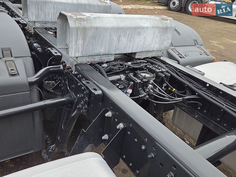 Контейнеровоз MAN TGX 2015 в Черновцах