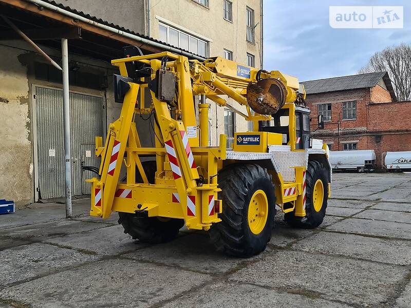 Бурова установка Manitou MC 2000 в Чернівцях