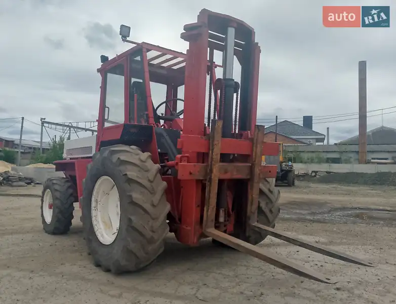 Вилочный погрузчик Manitou MC 2001 в 