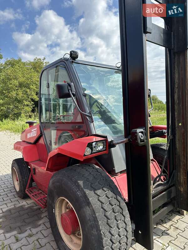 Вилочний навантажувач Manitou MC 2002 в Хмельницькому