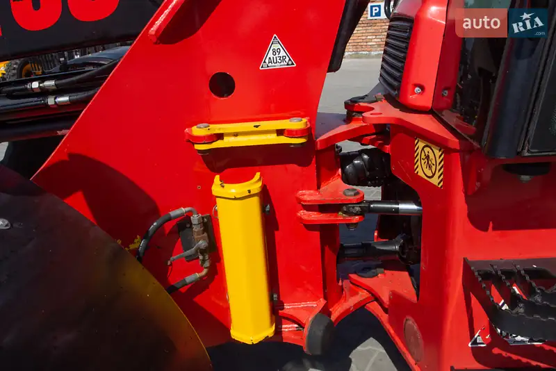 Телескопический погрузчик Manitou MLA 2018 в 