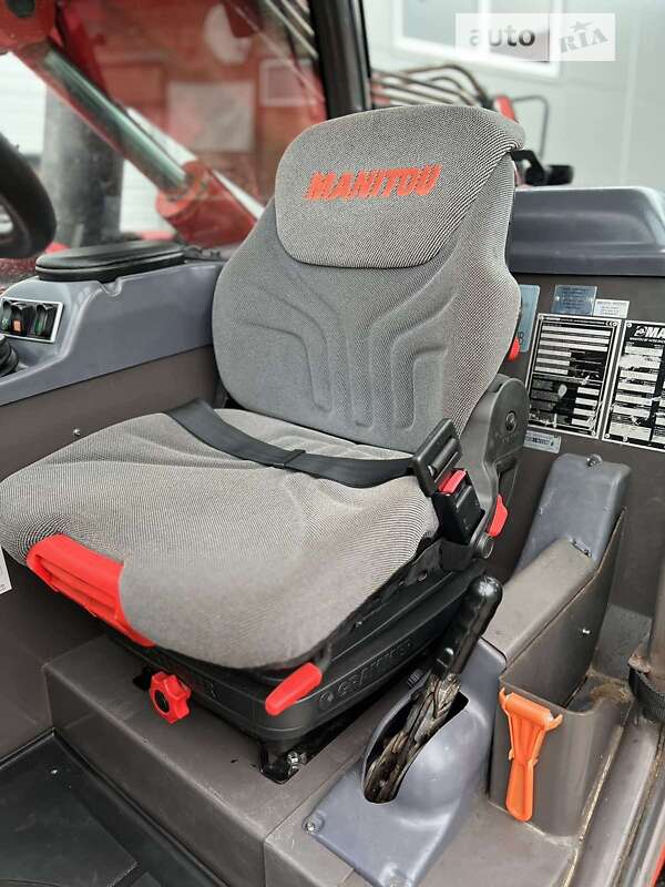 Телескопический погрузчик Manitou MLT 634-120 LSU 2013 в Луцке фото 18 Телескопический погрузчик Manitou MLT 634-120 LSU 2013 в Луцке