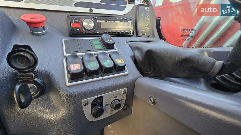 Телескопический погрузчик Manitou MLT 634-120 LSU 2013 в Луцке фото 14 Телескопический погрузчик Manitou MLT 634-120 LSU 2013 в Луцке