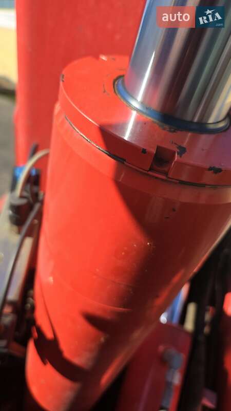 Телескопический погрузчик Manitou MLT 634-120 LSU 2013 в Луцке фото 25 Телескопический погрузчик Manitou MLT 634-120 LSU 2013 в Луцке