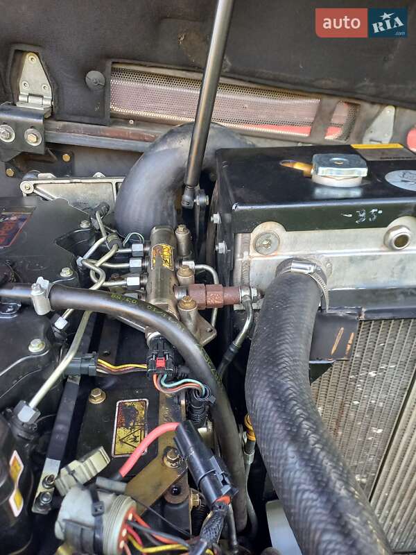 Телескопический погрузчик Manitou MLT 735-120 LSU 2011 в Малой Виске