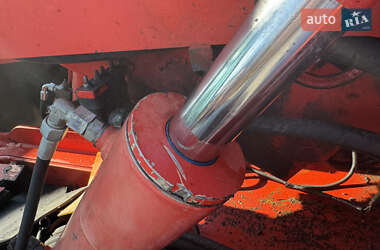 Телескопічні навантажувачі Manitou MT 1440 2007 в 