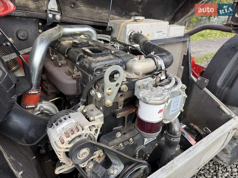 Телескопічні навантажувачі Manitou MT 932 2011 в Луцьку