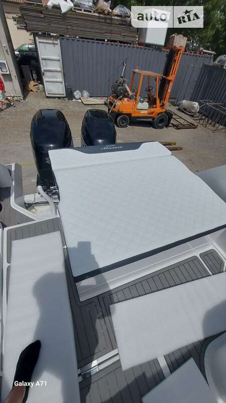 Моторна яхта Mano Marine 32 2023 в Кам'янець-Подільському