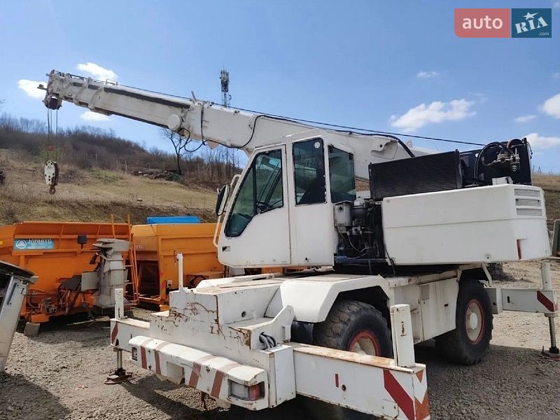 Автокран Marchetti MG 2000 в Тячеве