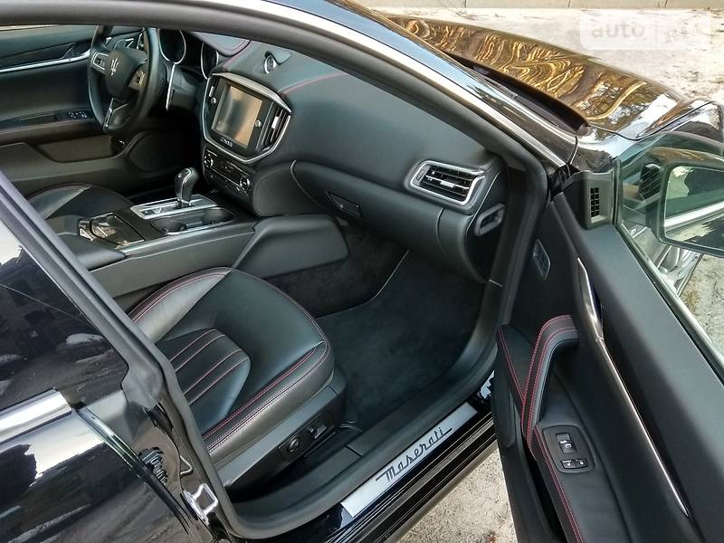 Седан Maserati Ghibli 2014 в Киеве
