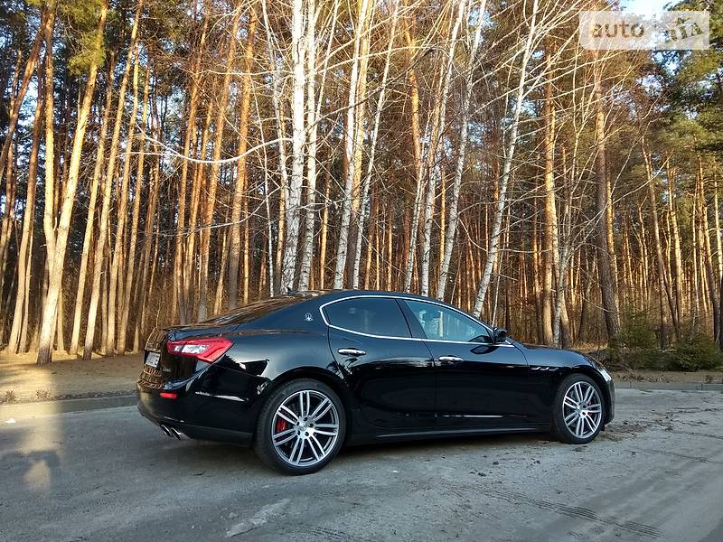 Седан Maserati Ghibli 2014 в Киеве