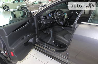 Седан Maserati Ghibli 2019 в 