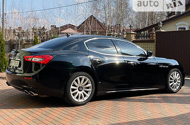 Седан Maserati Ghibli 2013 в Киеве