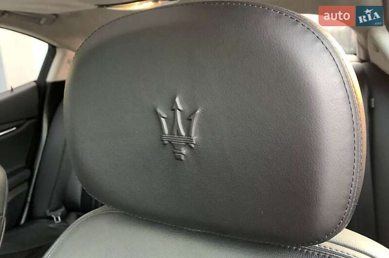 Седан Maserati Ghibli 2014 в Львові
