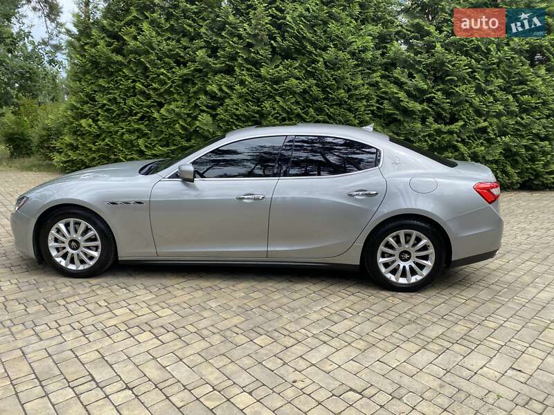 Седан Maserati Ghibli 2013 в Киеве