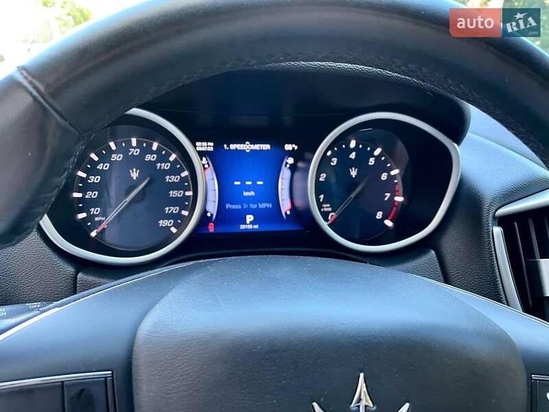Седан Maserati Ghibli 2015 в Киеве фото 6 Седан Maserati Ghibli 2015 в Киеве