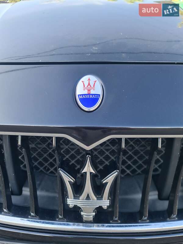 Седан Maserati Ghibli 2014 в Вінниці
