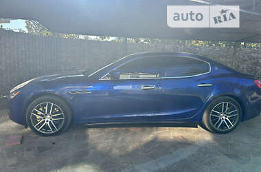 Седан Maserati Ghibli 2016 в 