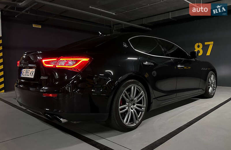 Седан Maserati Ghibli 2016 в Днепре