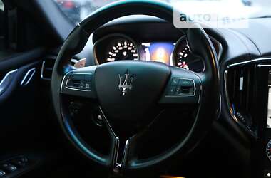 Седан Maserati Ghibli 2015 в Киеве