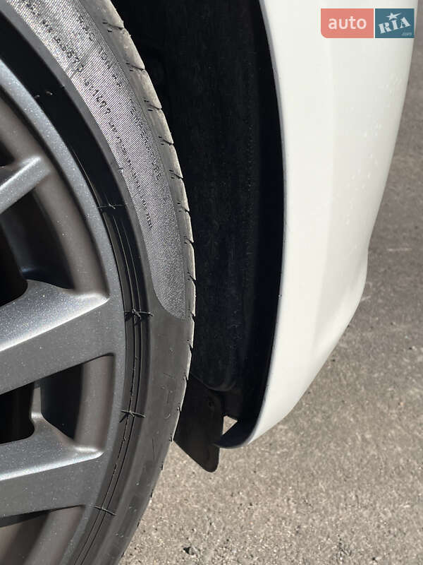 Седан Maserati Ghibli 2015 в Одессе