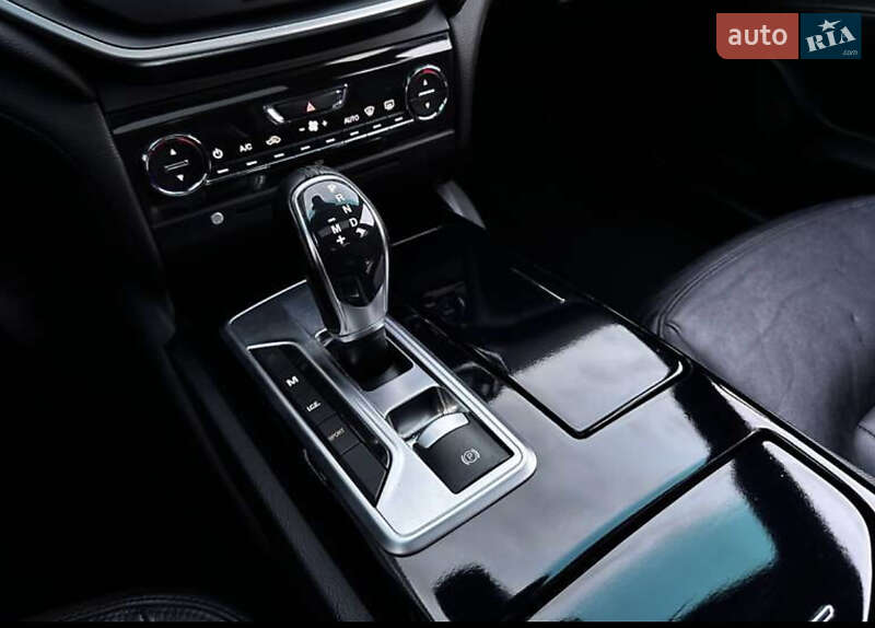 Седан Maserati Ghibli 2013 в Харькове