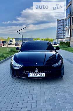 Седан Maserati Ghibli 2014 в Софиевской Борщаговке