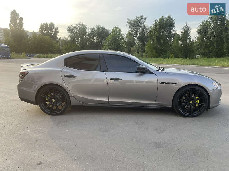 Седан Maserati Ghibli 2016 в Києві