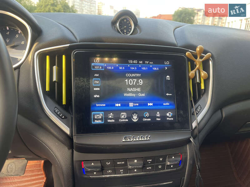 Седан Maserati Ghibli 2016 в Києві