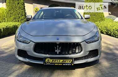 Седан Maserati Ghibli 2014 в Львове