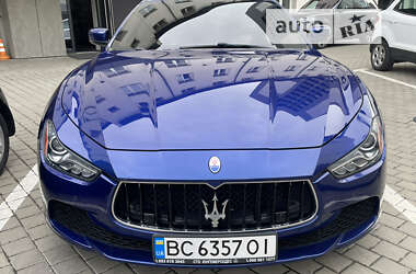 Седан Maserati Ghibli 2014 в Львове