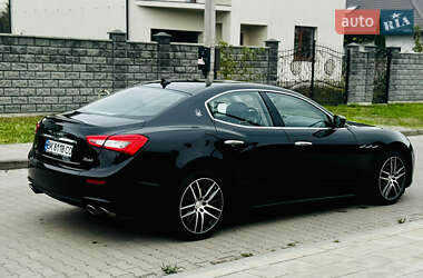 Седан Maserati Ghibli 2014 в Рівному