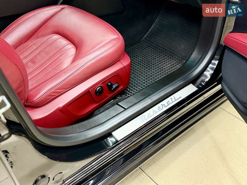 Седан Maserati Ghibli 2014 в Одесі