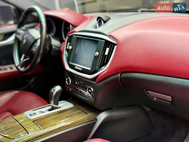 Седан Maserati Ghibli 2014 в Одесі